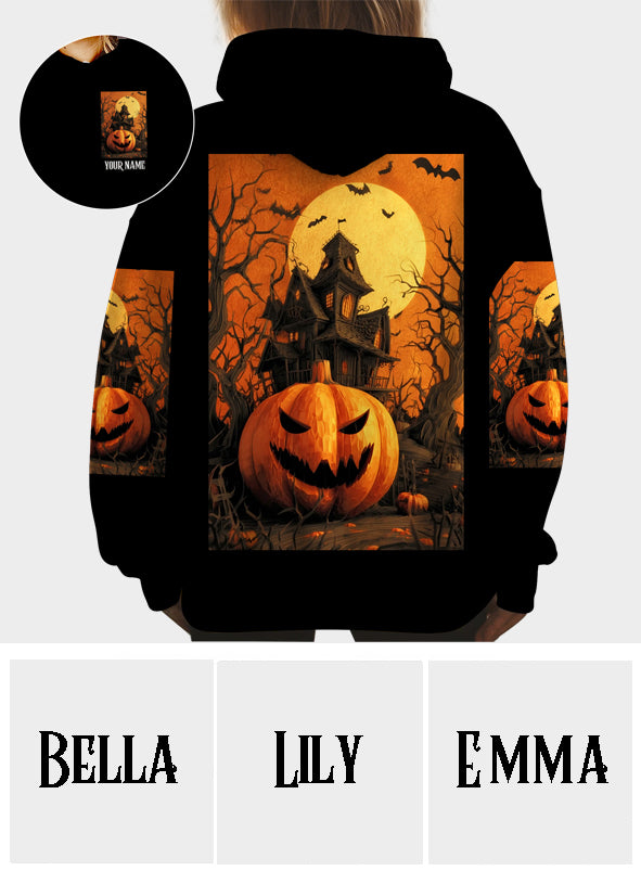 Halloween-Schloss – Personalisiertes Halloween-Shirt mit Allover-Print