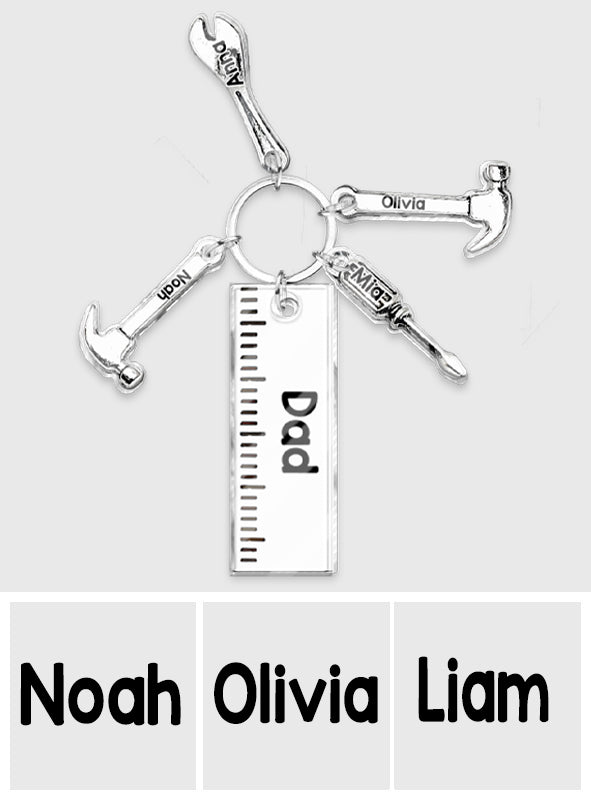 Papa-Schlüsselanhänger mit Hammer, Schraubenzieher und Schraubenschlüssel – personalisierter Papa-Schlüsselanhänger mit Anhängern