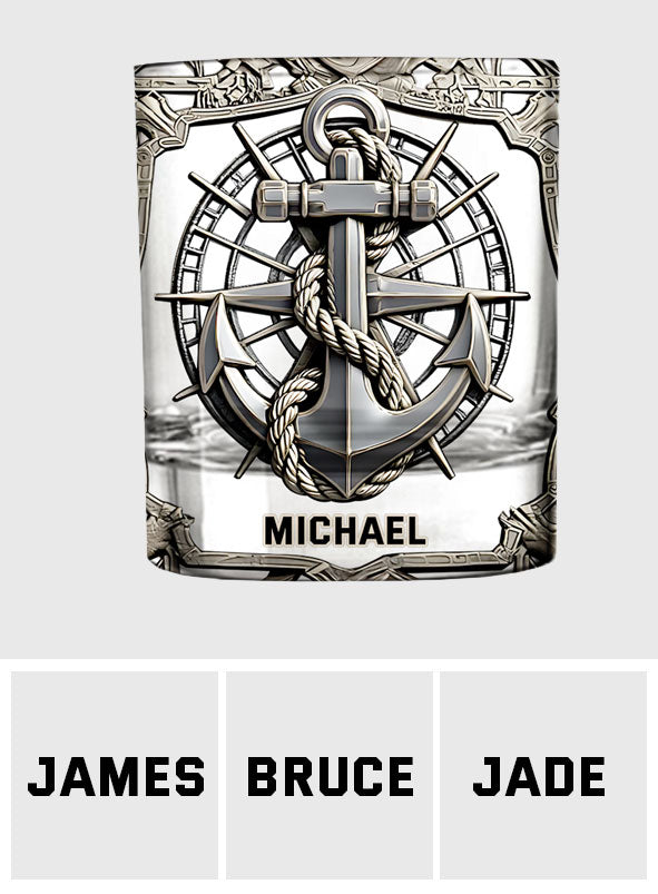 Stolzer Segler – personalisiertes Whiskyglas für Bootsliebhaber