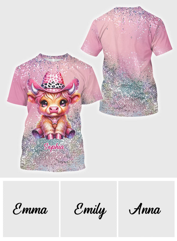 Niedliches Hochlandrind - Personalisiertes T-Shirt mit Hochlandrind-Allover-Print