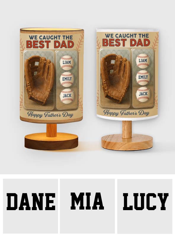 Wir haben den besten Papa erwischt – personalisierte Baseball-Tischlampe mit Holzsockel
