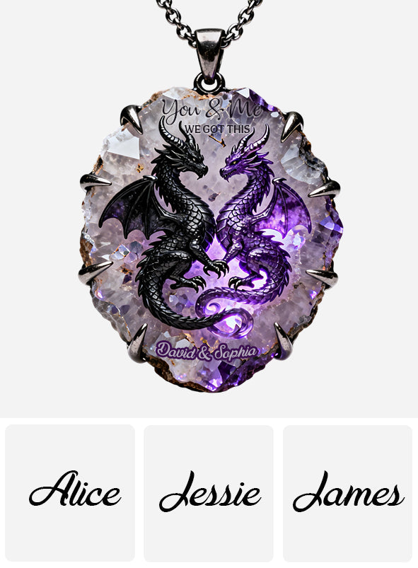 „Du und ich, wir schaffen das“ – Personalisierte Metallkette mit Anhänger in Partnerform