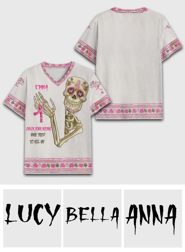 Check Your B, Mine Tried To Kill Me - Personalisiertes T-Shirt mit vollflächigem Aufdruck zur Brustkrebsvorsorge und V-Ausschnitt