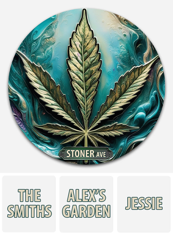 Stoner Avenue – Personalisiertes rundes Metallschild mit Weed-Motiv