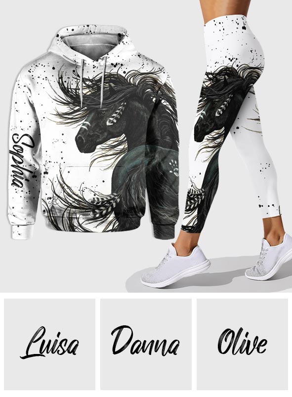 Pferdeliebe – Personalisierter Pferde-Hoodie und Leggings