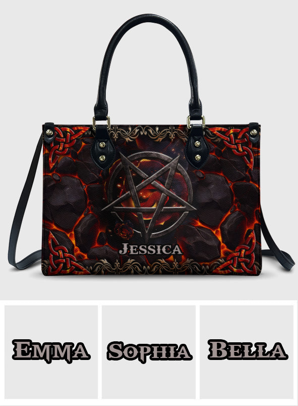 Vulkanisches Pentagramm – Personalisierte Hexen-Lederhandtasche