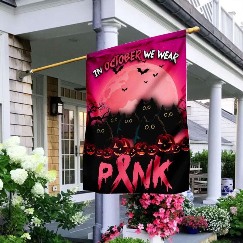 Im Oktober tragen wir Pink – Halloween-Flagge zur Sensibilisierung für Brustkrebs 0822