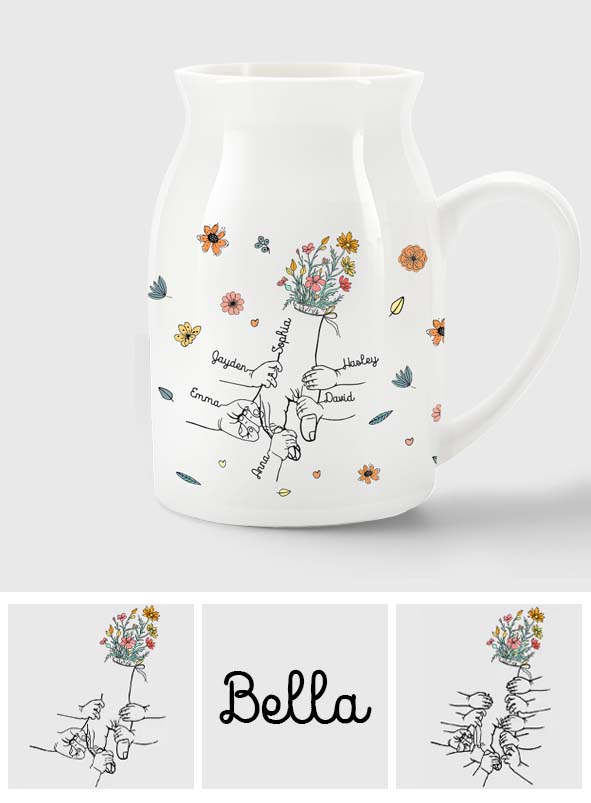 „Mamas Hand haltend“ – personalisierte Keramikvase für Mütter