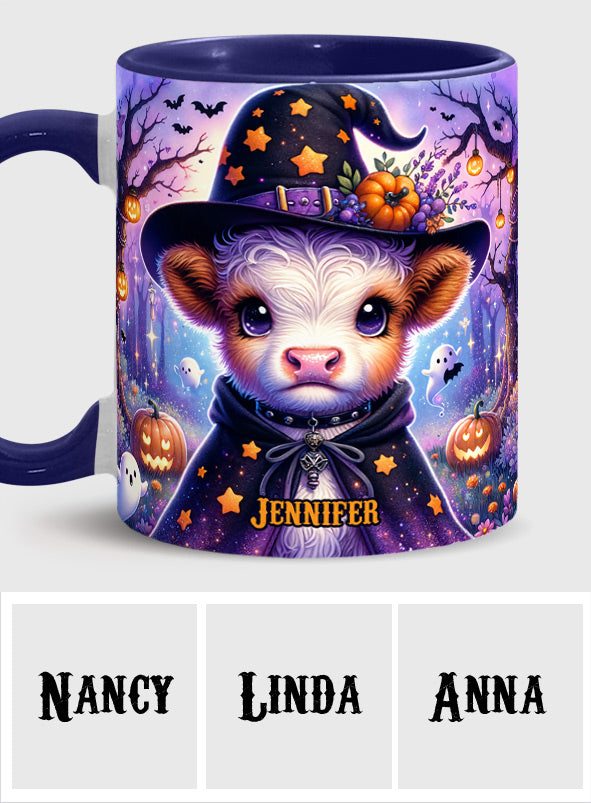 Baby Highland Cow Witch Halloween - Personalisierter Akzentbecher