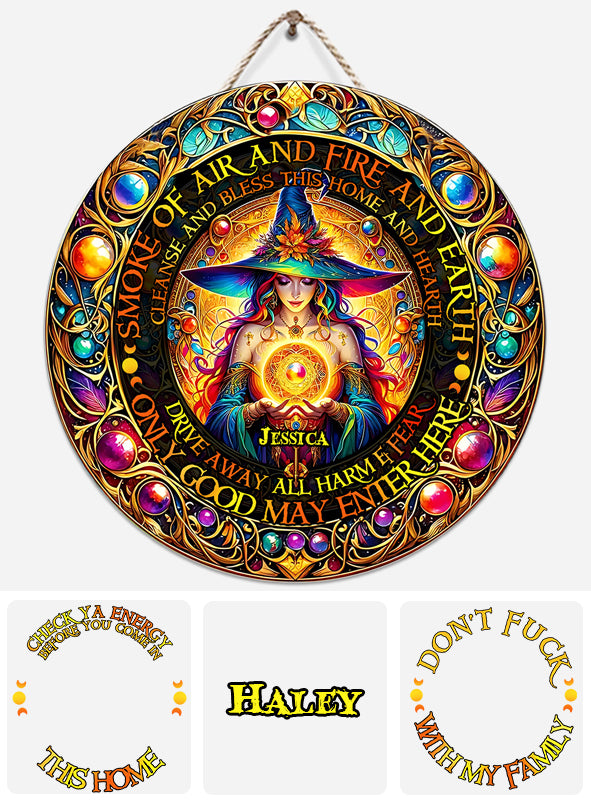 Rauch aus Luft, Feuer und Erde – Personalisiertes rundes Hexen-Holzschild