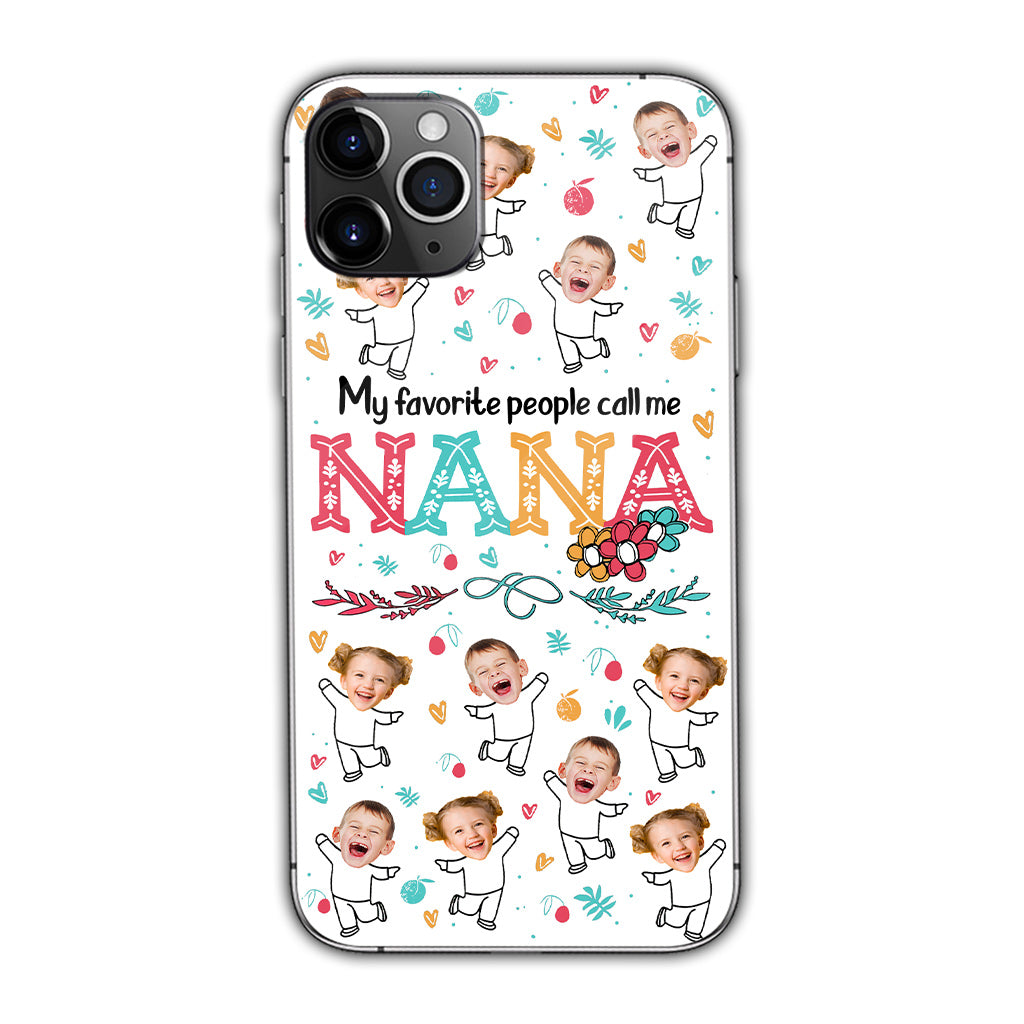 Meine Lieblingsmenschen nennen mich Nana – Geschenk für Oma, Mama – Personalisierte Handyhülle