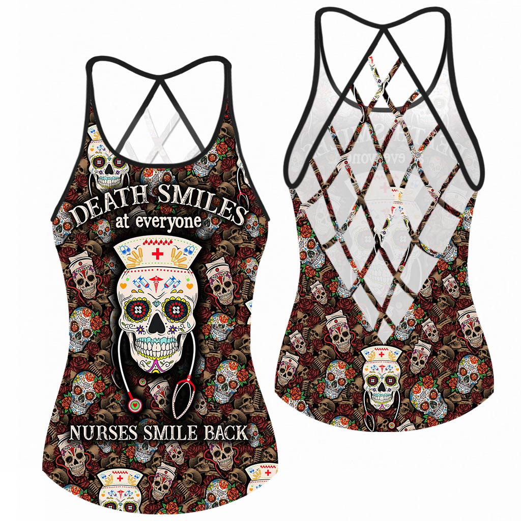 Tanktop mit Krankenschwesternlächeln