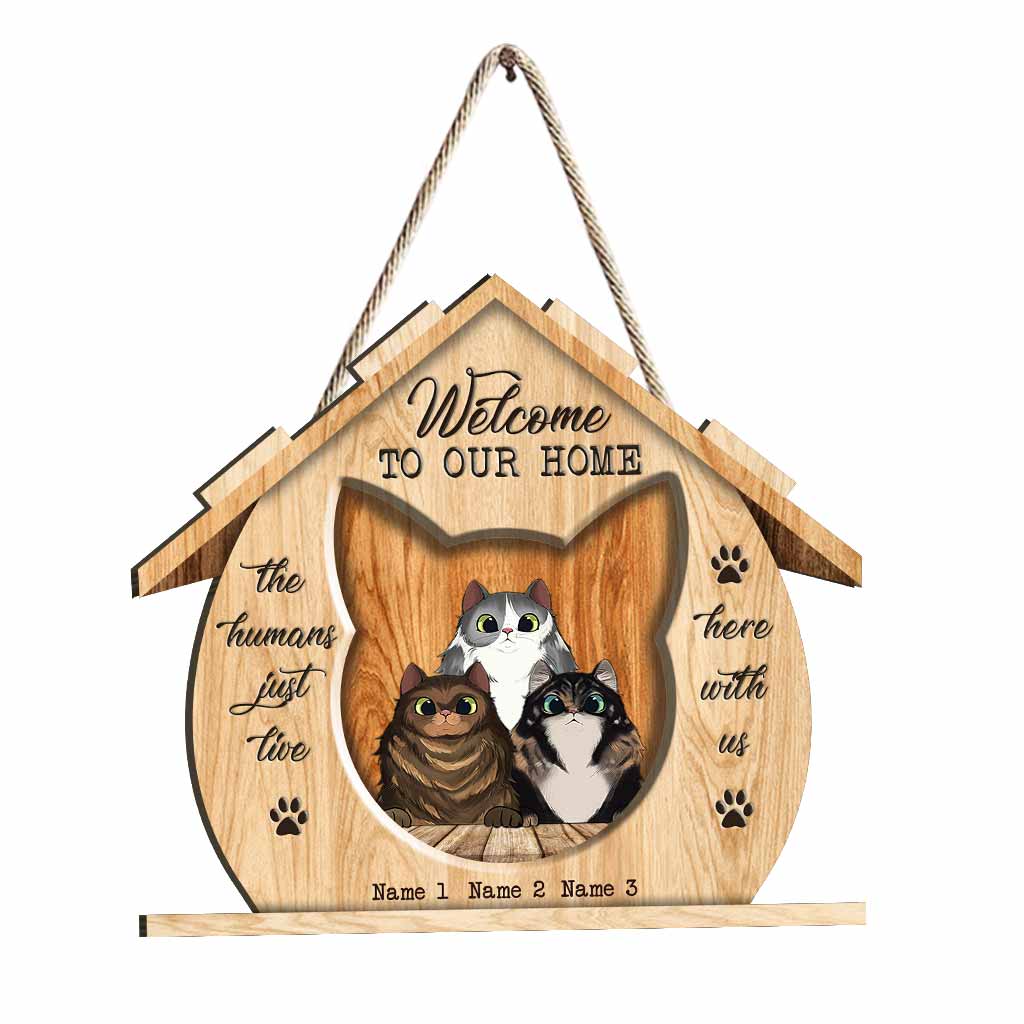 Willkommen in unserem Haus – personalisiertes Katzen-Holzschild