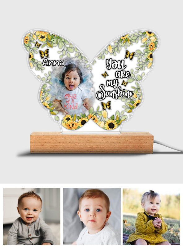 I Love You To The Moon And Back - Personalized Family Shaped Plaque Light Base