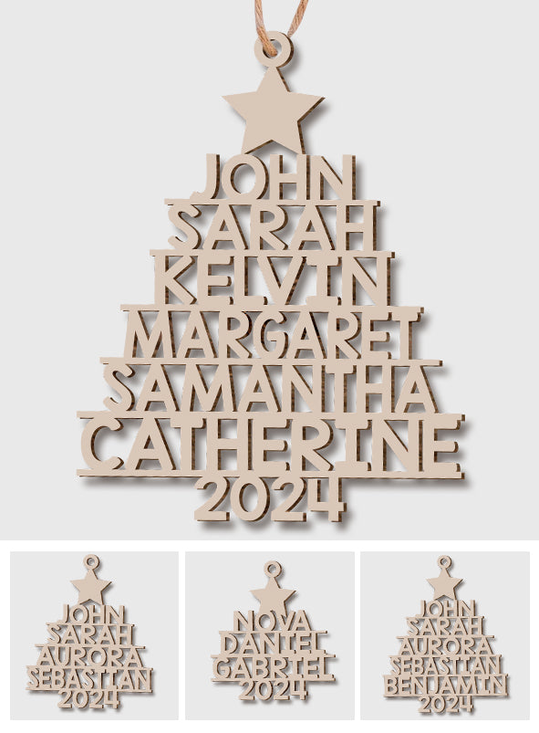 Weihnachtsbaum mit individuellem Namen – personalisierter Schmuck