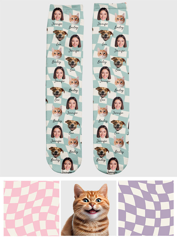 Beliebiges Foto-Upload auf kariertem Muster mit vielen Hintergrundfarben - personalisierte Katzensocken