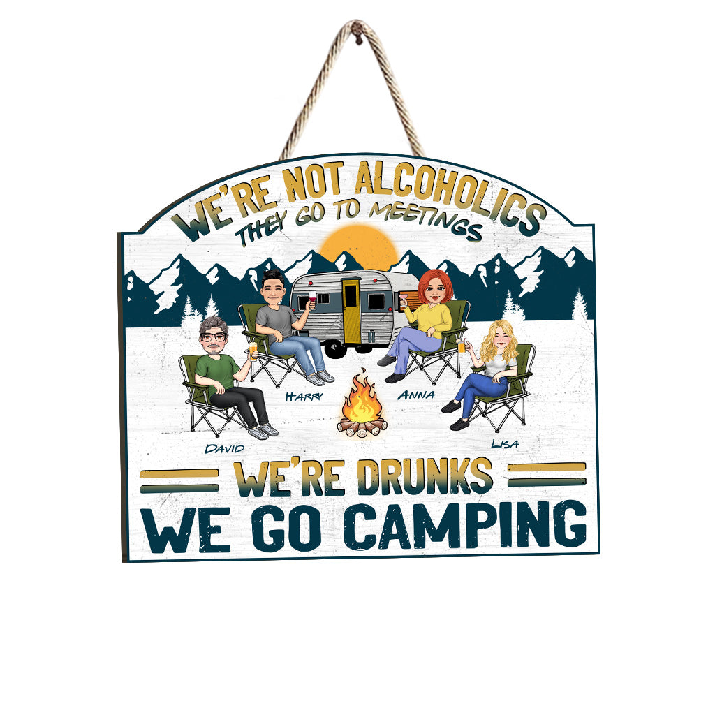 Wir sind Betrunkene, wir gehen zelten - Personalisiertes Camping-Holzschild
