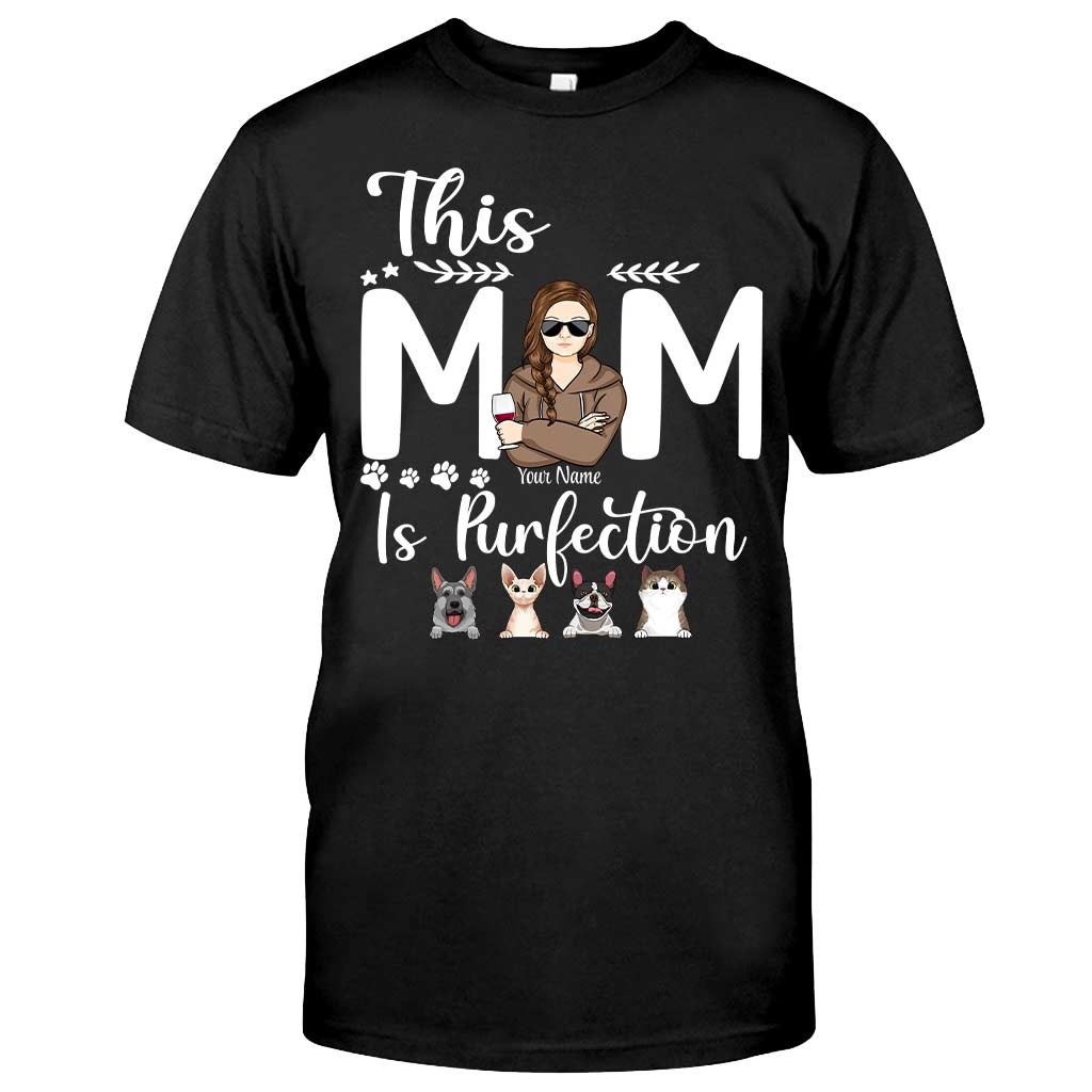 Diese Mama ist die Perfektion – personalisiertes Muttertags-T-Shirt und Hoodie mit Hundemotiv