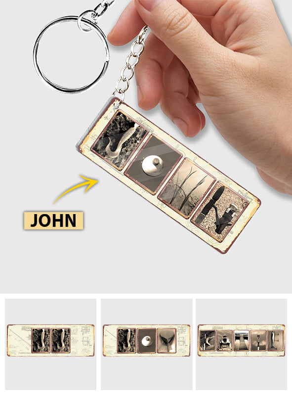 Vintage Fishing Custom Name - Personalized Fishing Keychain