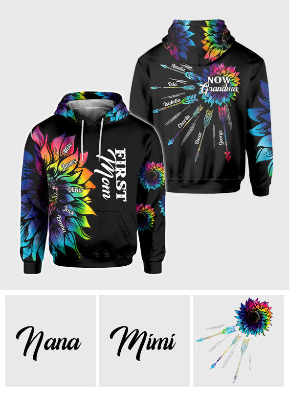 Erst Mutter, jetzt Oma – mit beliebigem Titel und Kindernamen – personalisiertes Mutter-Shirt