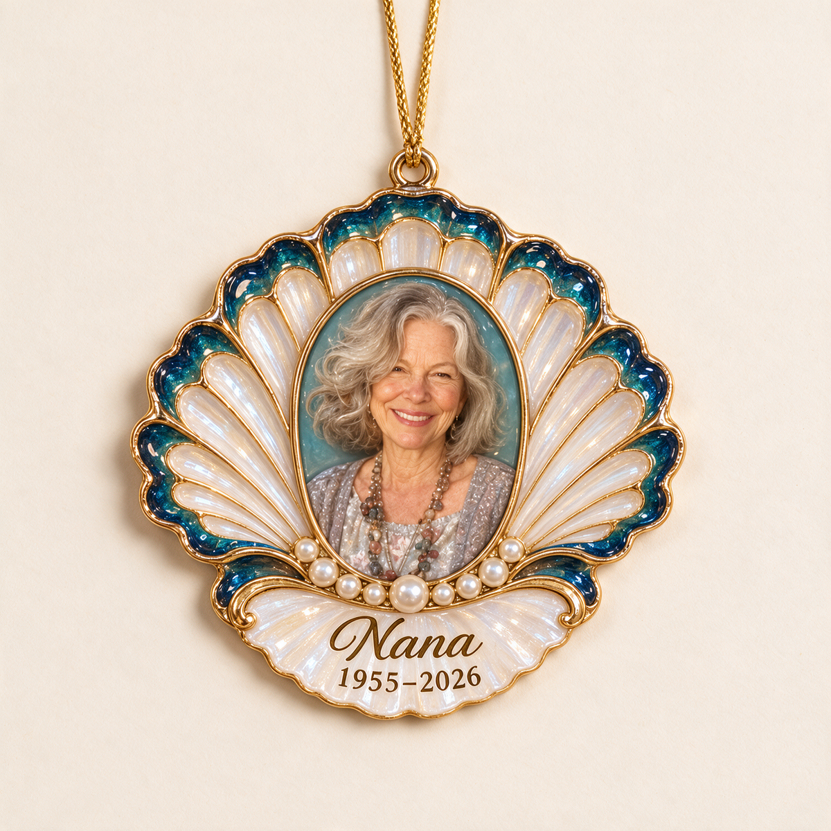 Personalized Custom Photo Seashell Memorial Christmas Ornament - In Memory of Grandma
