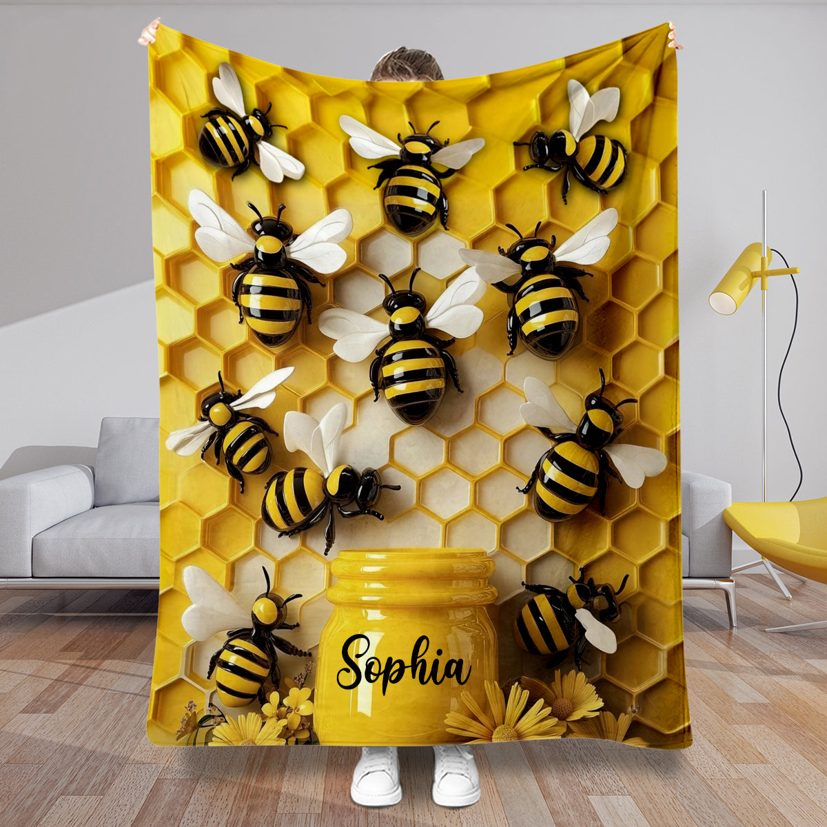 Stunning Bee - Personalized Gardening Blanket