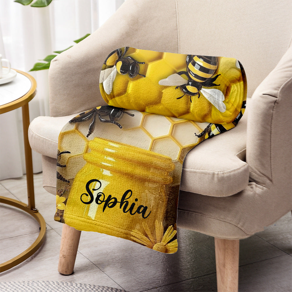 Stunning Bee - Personalized Gardening Blanket