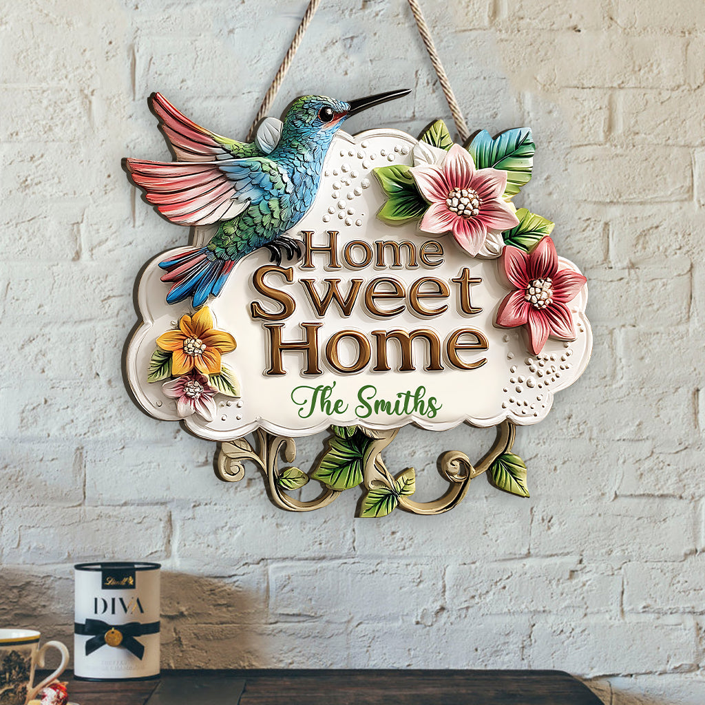 Zuhause ist es am schönsten – personalisiertes Kolibri-Holzschild in individueller Form