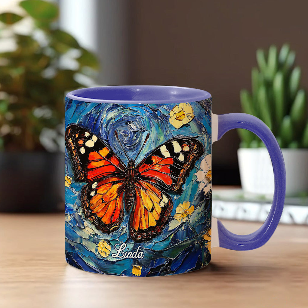 Verträumter Schmetterling – Personalisierte Tasse mit Schmetterlingsmotiv