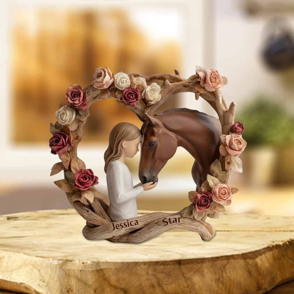 Pferdemädchen – Personalisierte Acrylplakette in Pferdeform