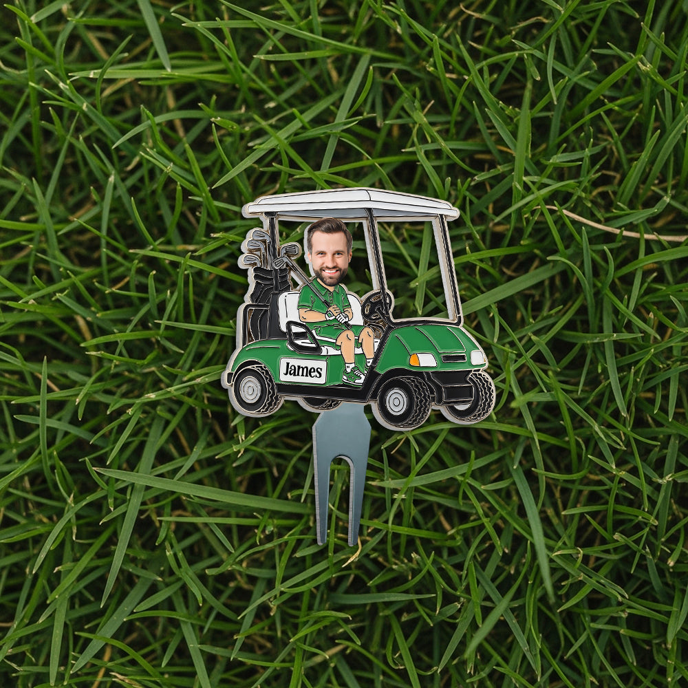 Witziges Karikatur-Geschenk für Golfliebhaber – personalisierter Golfballmarker