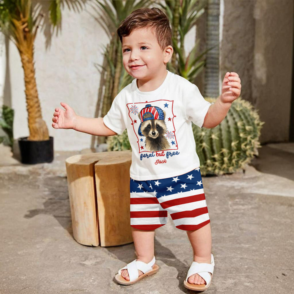 Wild, aber frei – personalisiertes Kinder-T-Shirt & Shorts