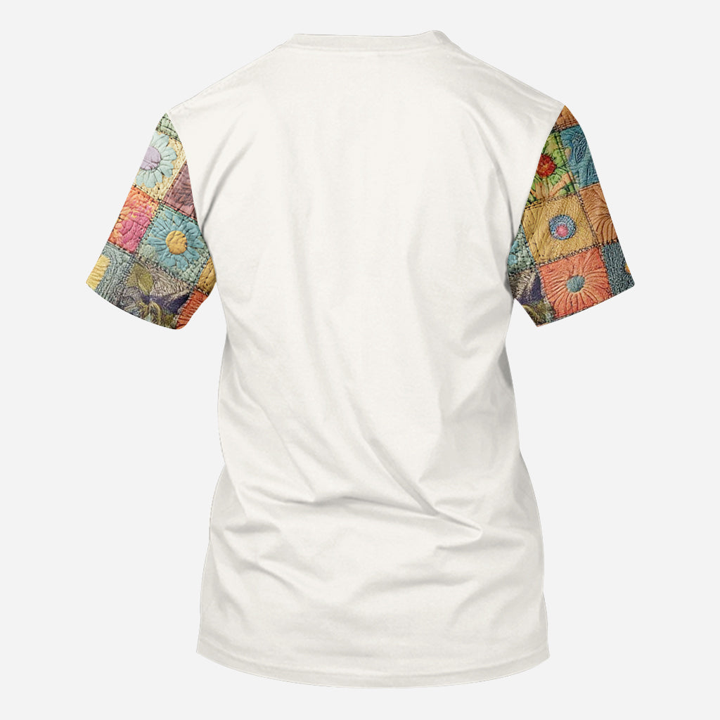 Einfach ein Mädchen, das Hochlandrinder liebt – personalisiertes T-Shirt mit Hochlandrind-Motiv