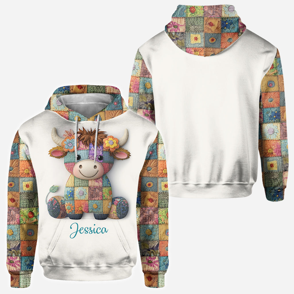 Einfach ein Mädchen, das Hochlandrinder liebt – personalisiertes T-Shirt mit Hochlandrind-Motiv