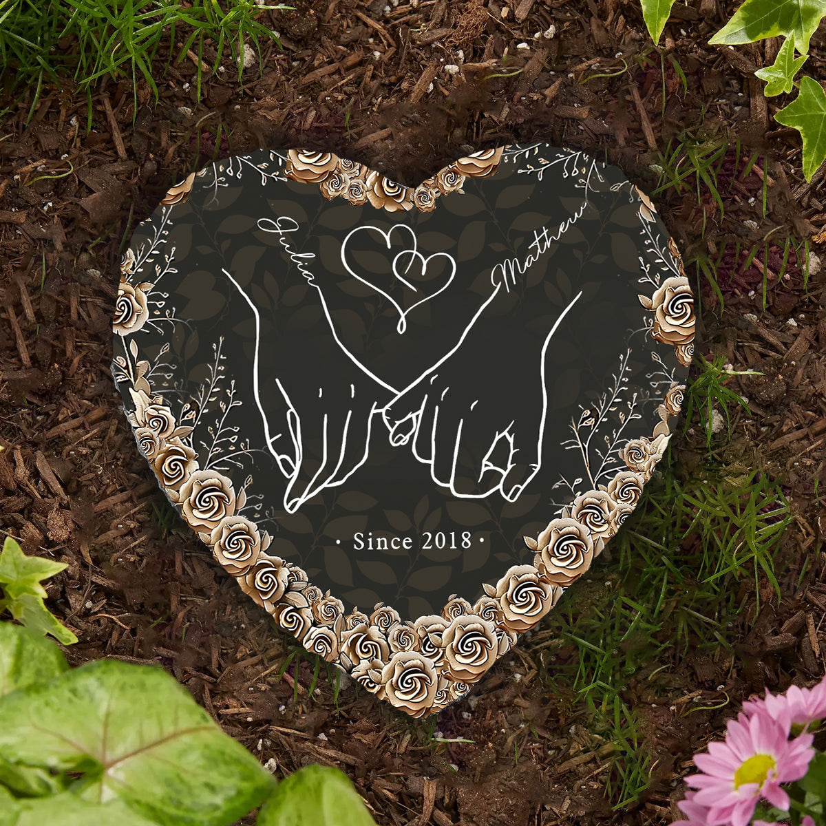 Von unserem ersten Kuss – personalisierter herzförmiger Stein für Paare