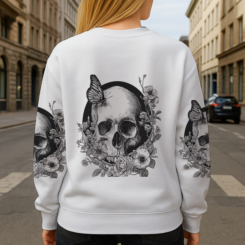 Weißer Totenkopf – Personalisiertes Shirt mit Totenkopf-Allover-Print