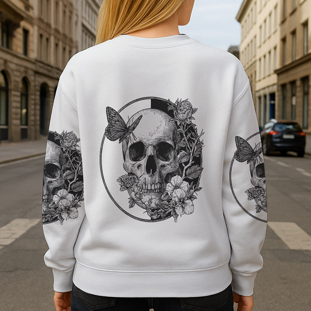 Weißer Totenkopf – Personalisiertes Shirt mit Totenkopf-Allover-Print