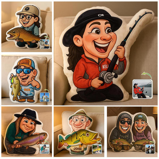 Cartoonhaftes Geschenk für Angler – personalisiertes Kissen in Form eines Anglers aus Kunstfell