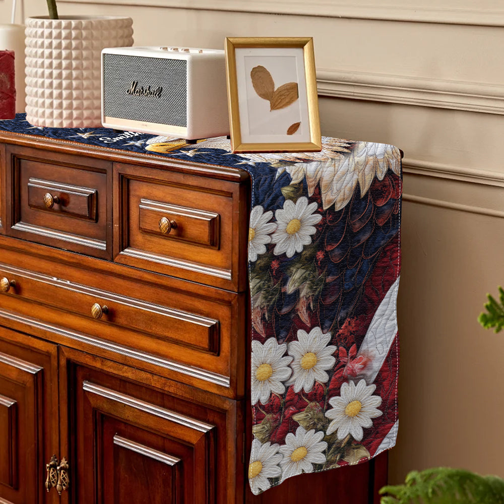 Patriotischer Adler – Personalisierter Tischläufer mit Weißkopfseeadler