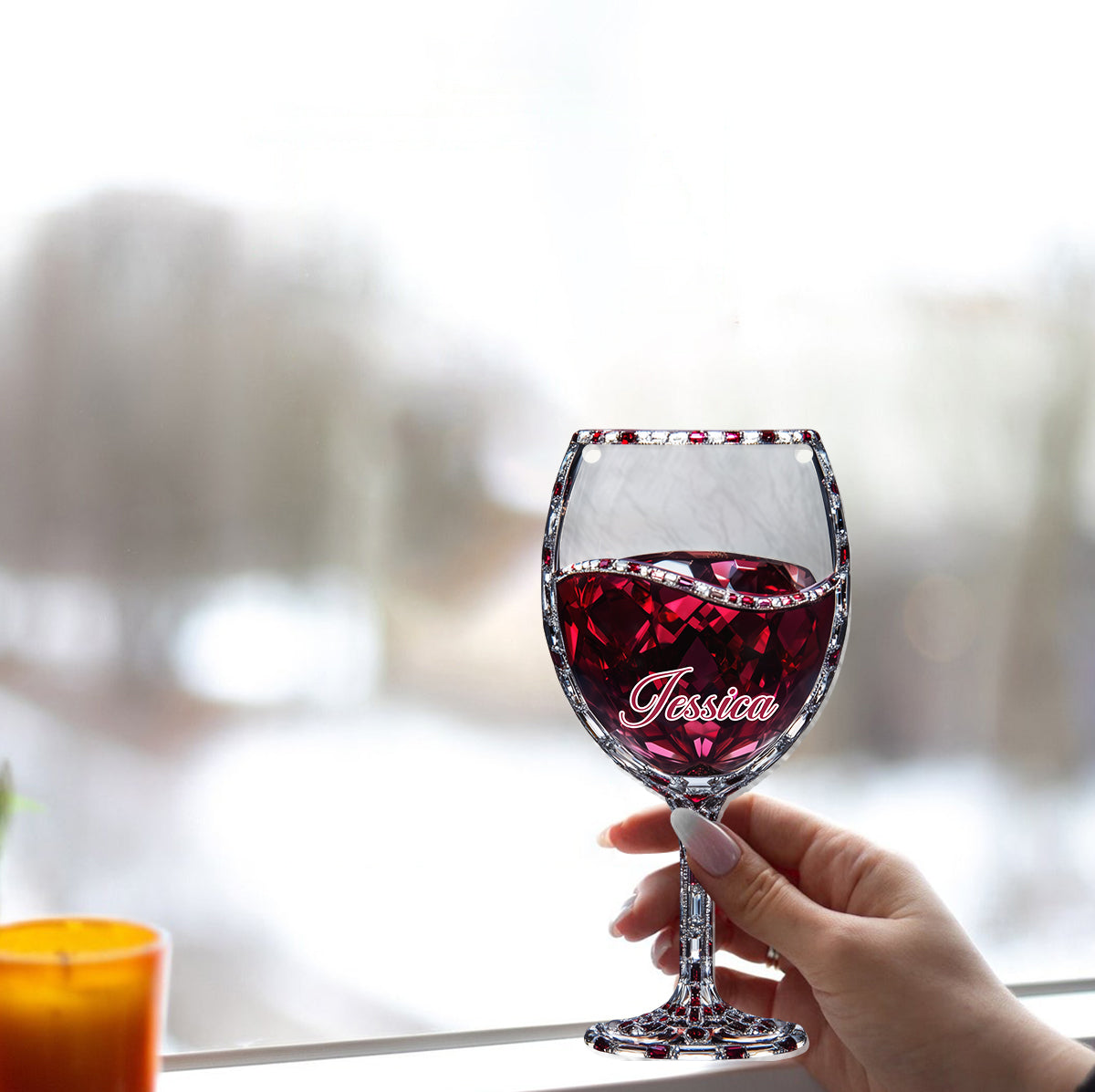 Einfach ein Mädchen, das Wein liebt – Personalisierter Wein-Fensterhänger als Sonnenfänger