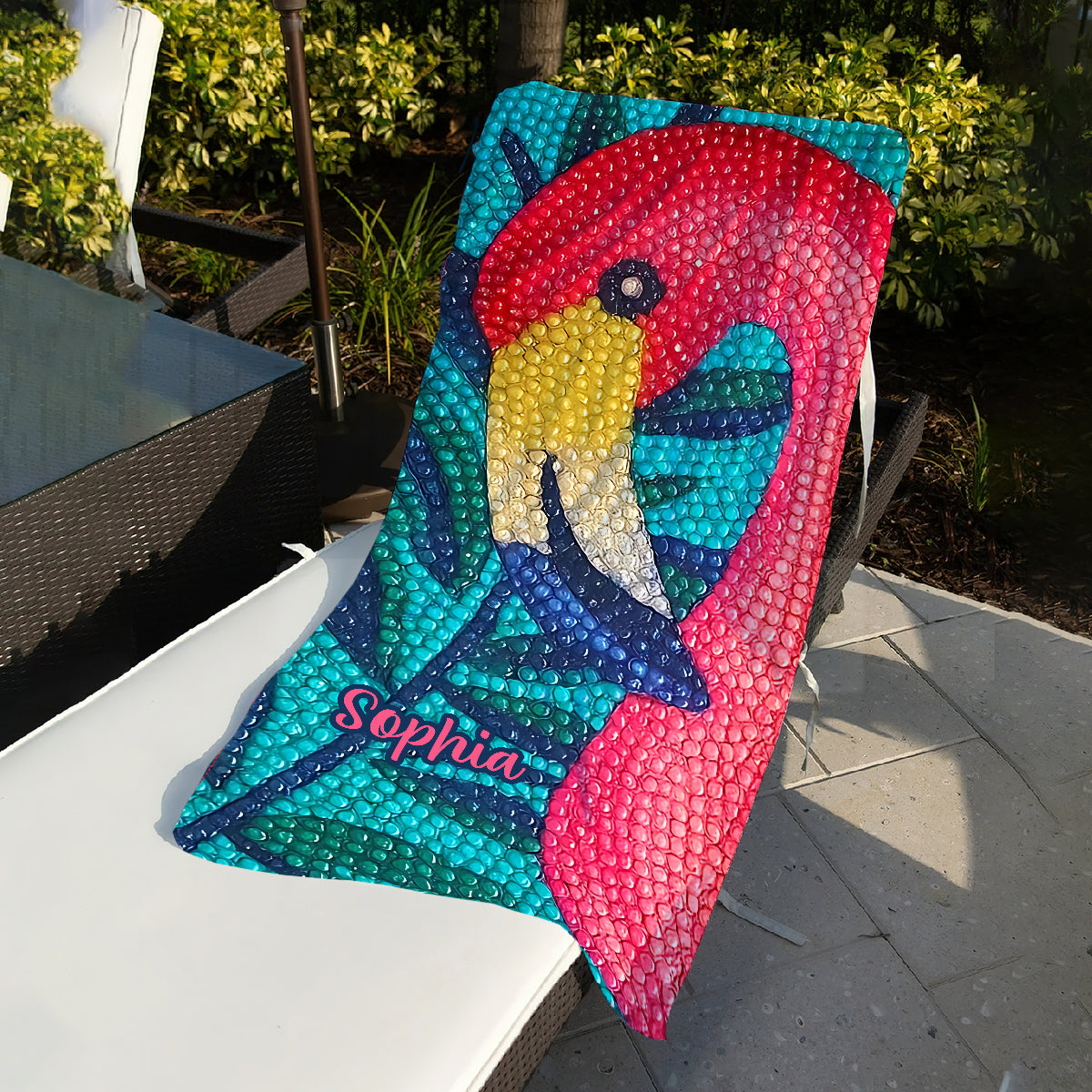 Strass-Flamingo – Ein echter Hingucker am Strand – Personalisiertes, schnelltrocknendes Strand-/Badetuch mit Flamingo-Motiv