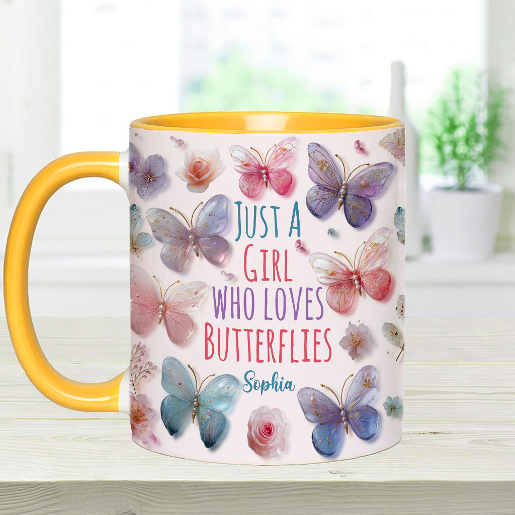 Einfach ein Mädchen, das Schmetterlinge liebt – personalisierte Tasse mit Schmetterlingsmotiv