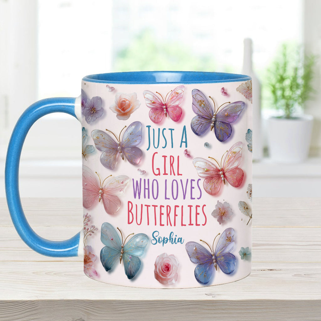 Einfach ein Mädchen, das Schmetterlinge liebt – personalisierte Tasse mit Schmetterlingsmotiv
