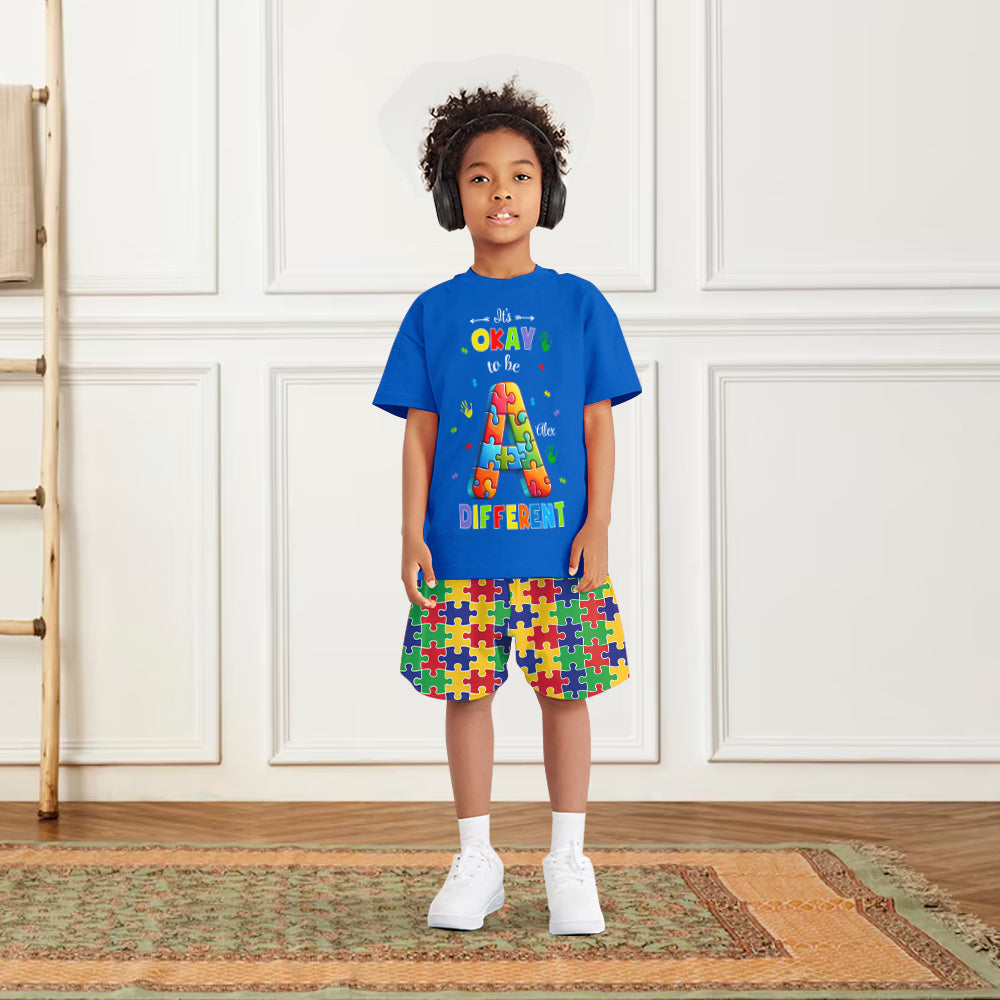 Buntes Puzzle-Alphabet – personalisiertes Kinder-T-Shirt & Shorts