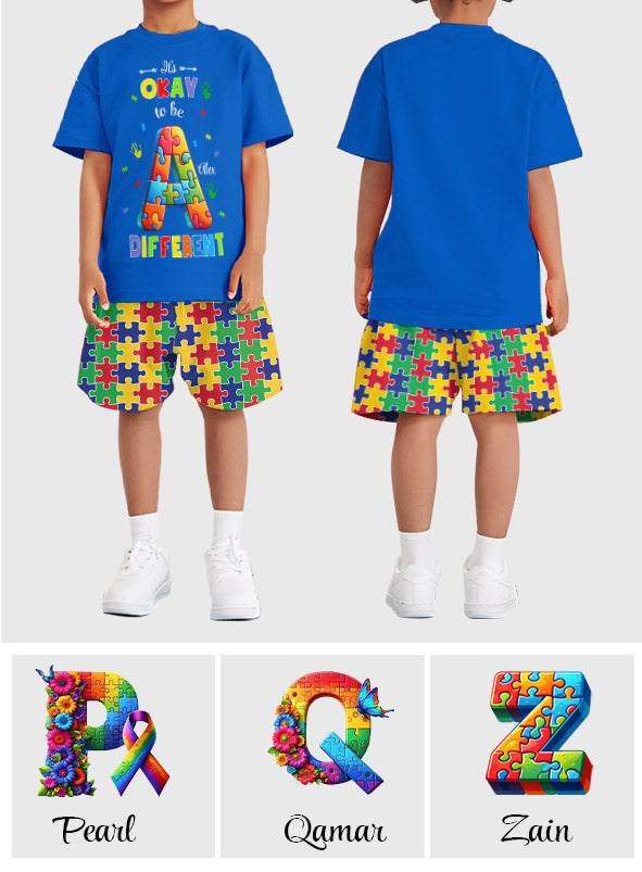 Buntes Puzzle-Alphabet – personalisiertes Kinder-T-Shirt & Shorts