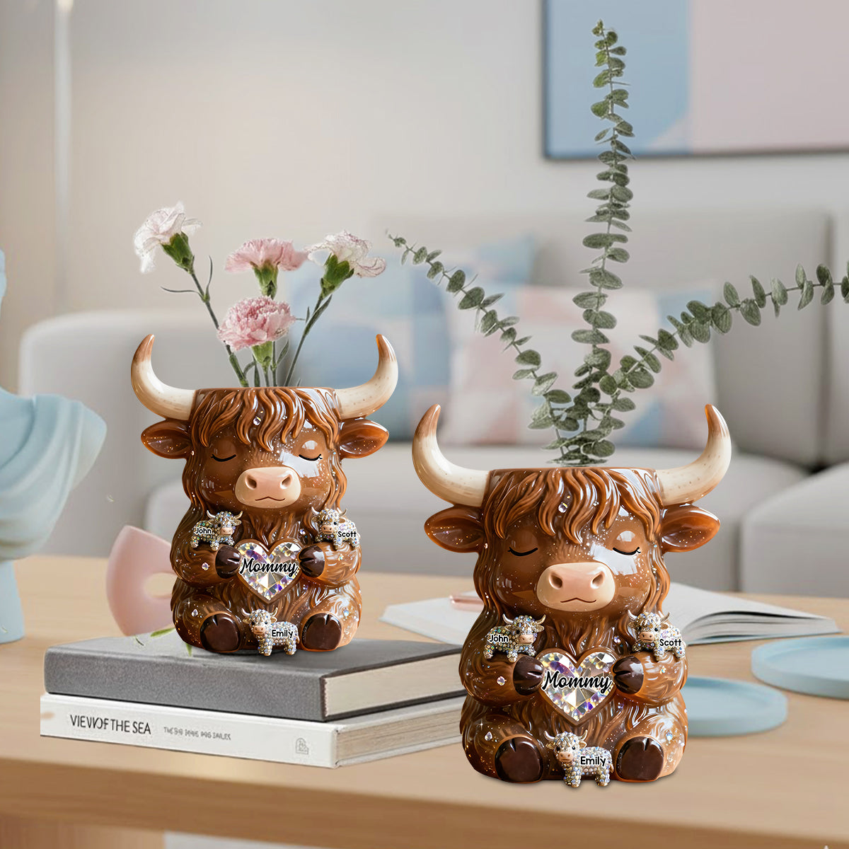 Landleben – Personalisierte Acryl-Blumenvase in Form eines Hochlandrindes