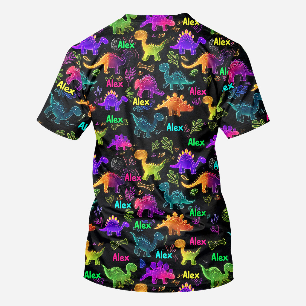 Dinosaurier-Shirt – perfekt für Kinder, die draußen unterwegs sein wollen – personalisiertes Kinder-T-Shirt mit Allover-Print