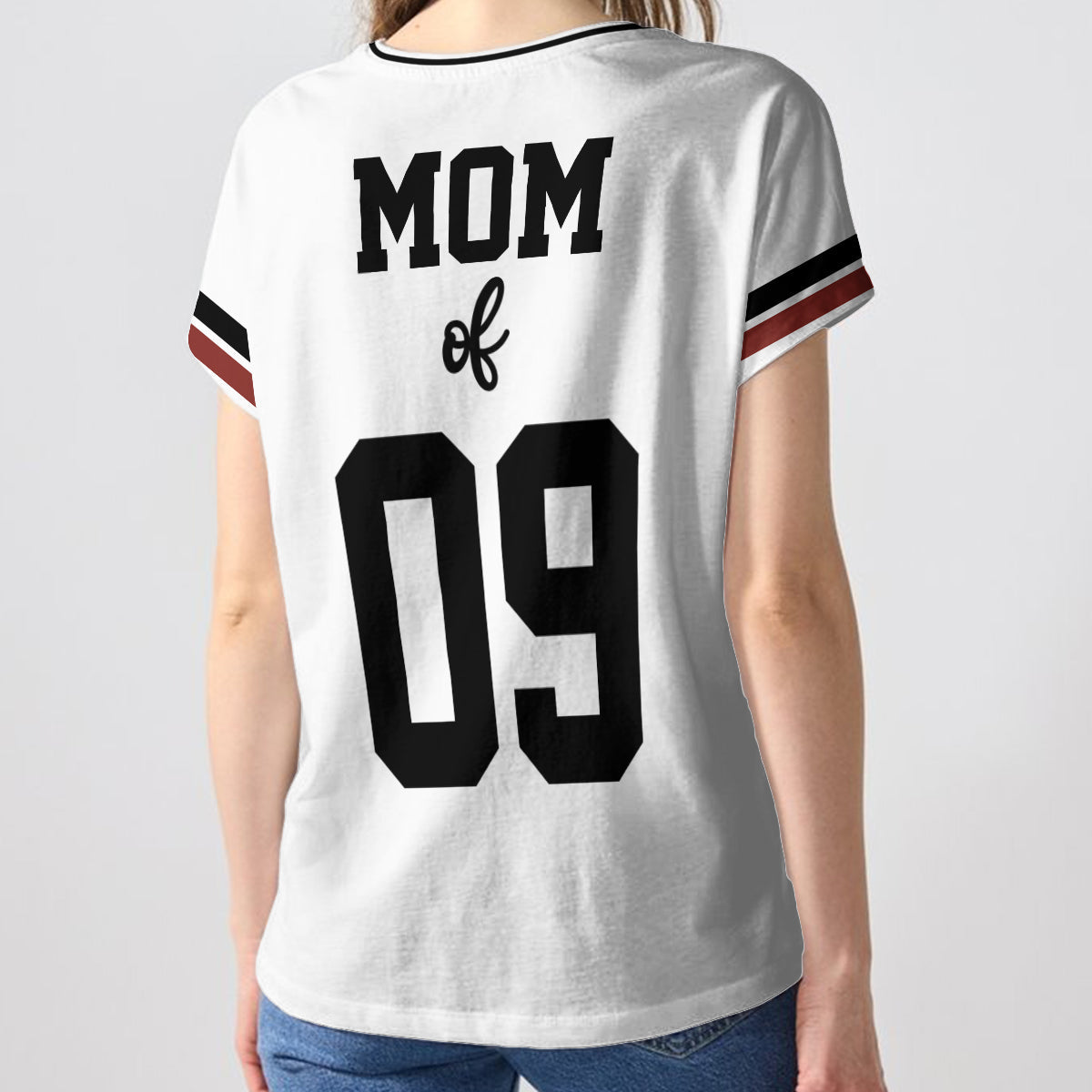 Fußball-Mama/Papa/Oma/Onkel/Tante.... - Personalisiertes Fußball-T-Shirt mit V-Ausschnitt und vollflächigem Aufdruck