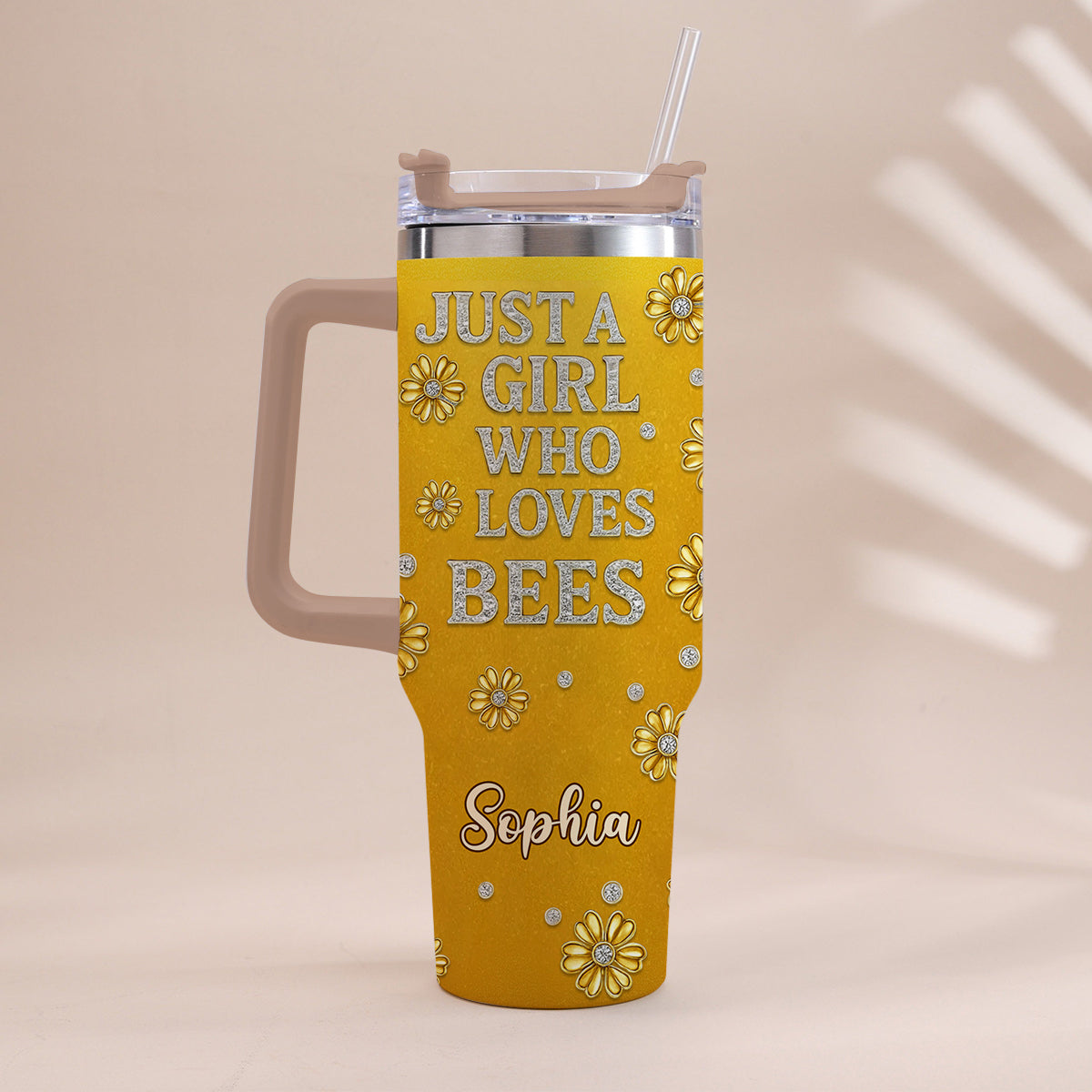 Einfach ein Mädchen, das Bienen liebt – personalisierter Bienenbecher mit Henkel