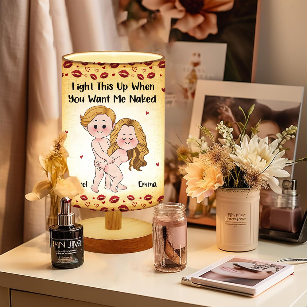 Witziges und freches Geschenk für Ehemann/Ehefrau/Freund/Freundin... - Personalisierte Tischlampe für Paare mit Holzfuß